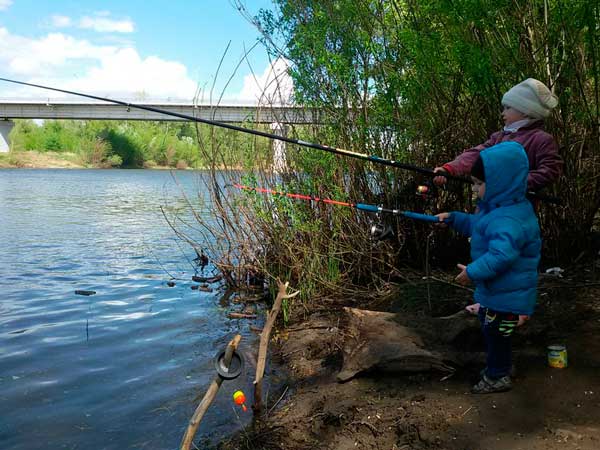 Красивое фото на тему: Дети и женщины на рыбалке № 18